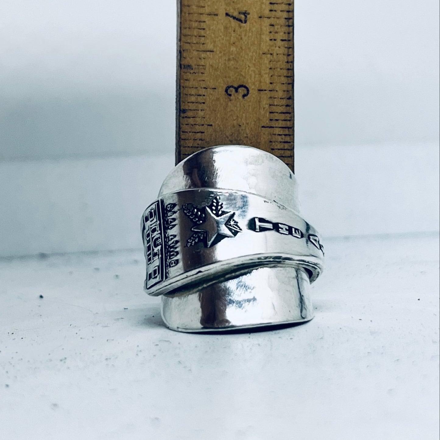 Anello Artigianale THE ALAMO Mod. INTERO Realizzato con intero Antico Cucchiaino in Argento (Prima Metà del ’900)