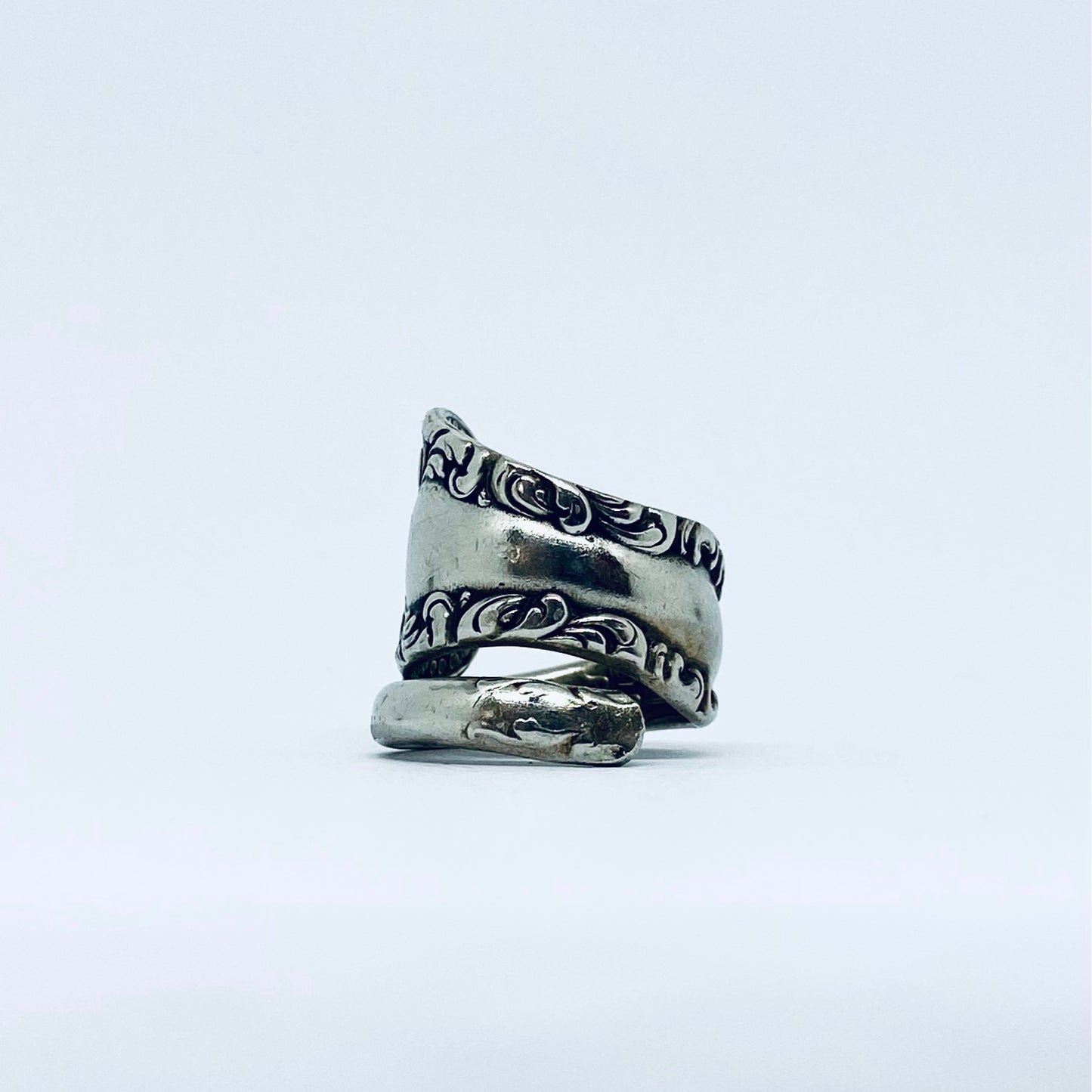 Anello Artigianale Mod. SPIRALE Realizzato con Antica posata in Argento (Prima Metà del ’900)