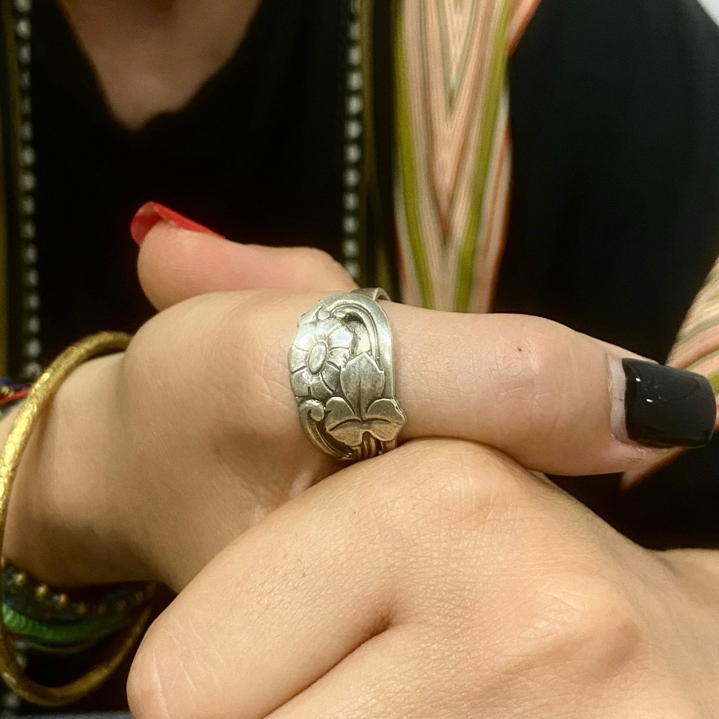 Anello Artigianale FIORE LIBERTY Mod. CLASSICO/SPIRALE Realizzato con Antica posata in Argento (Prima Metà del ’900)