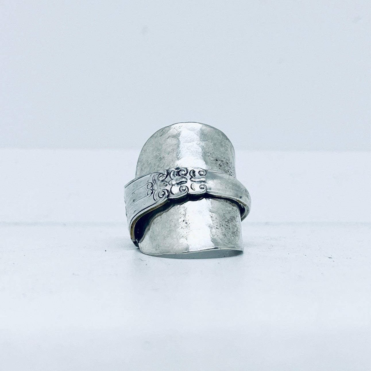 Anello Artigianale NON TI SCORDAR DI ME Mod. INTERO Realizzato con intero Antico Cucchiaino in Argento (Prima Metà del ’900)