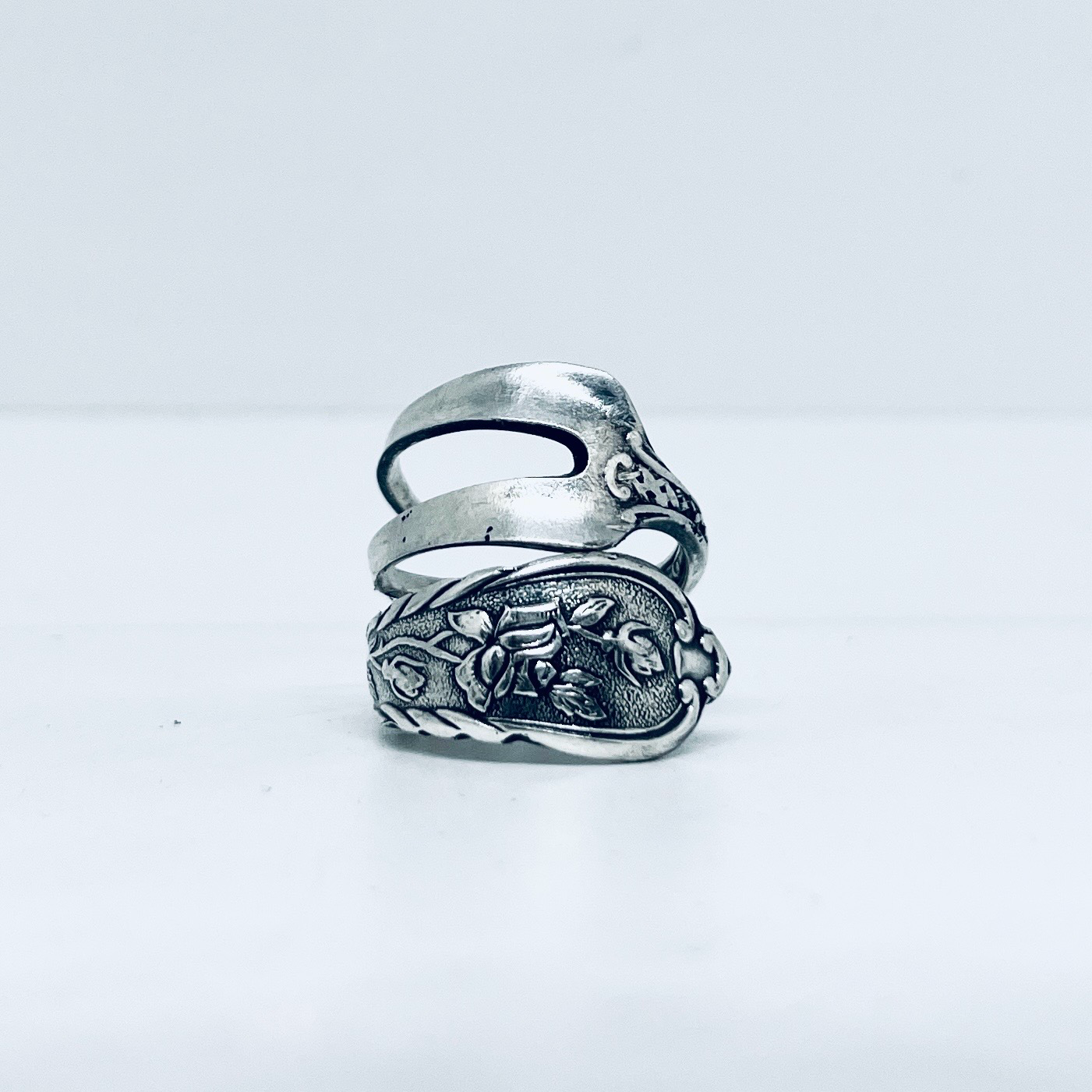 Anello Artigianale Mod. FORCHETTINA ROSE Realizzato con intera antica forchettina in Argento (Prima Metà del ’900)