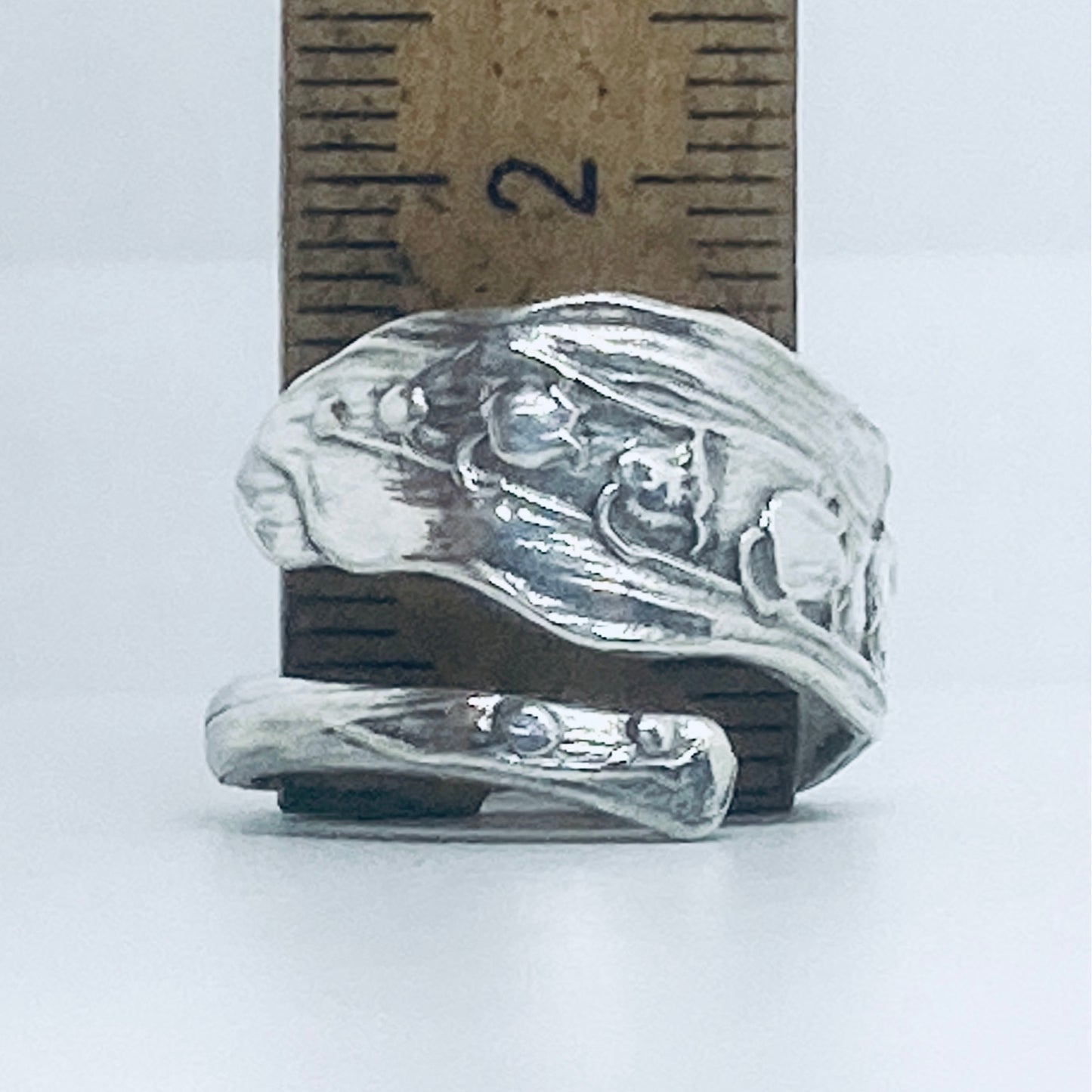 Anello Artigianale MUGHETTO Mod. CLASSICO/SPIRALE Realizzato con Antica posata in Argento (Prima Metà del ’900)