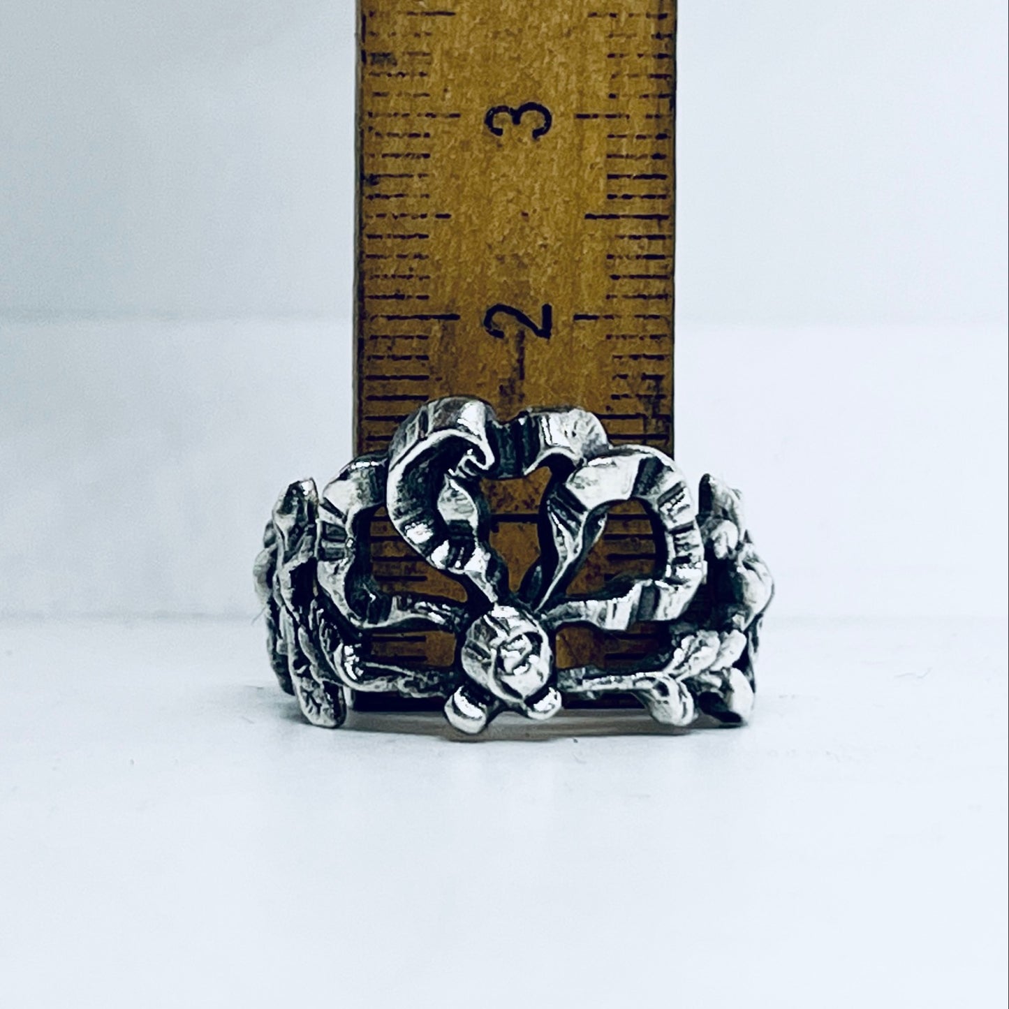 Anello Artigianale FIOCCO Mod. SPILLA Realizzato con Antica spilla in Argento (Prima Metà del ’900)