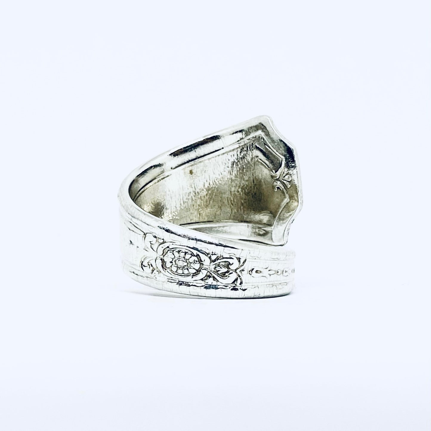 Anello Artigianale INIZIALE B Realizzato con Antica posata in Argento (Prima Metà del '900)