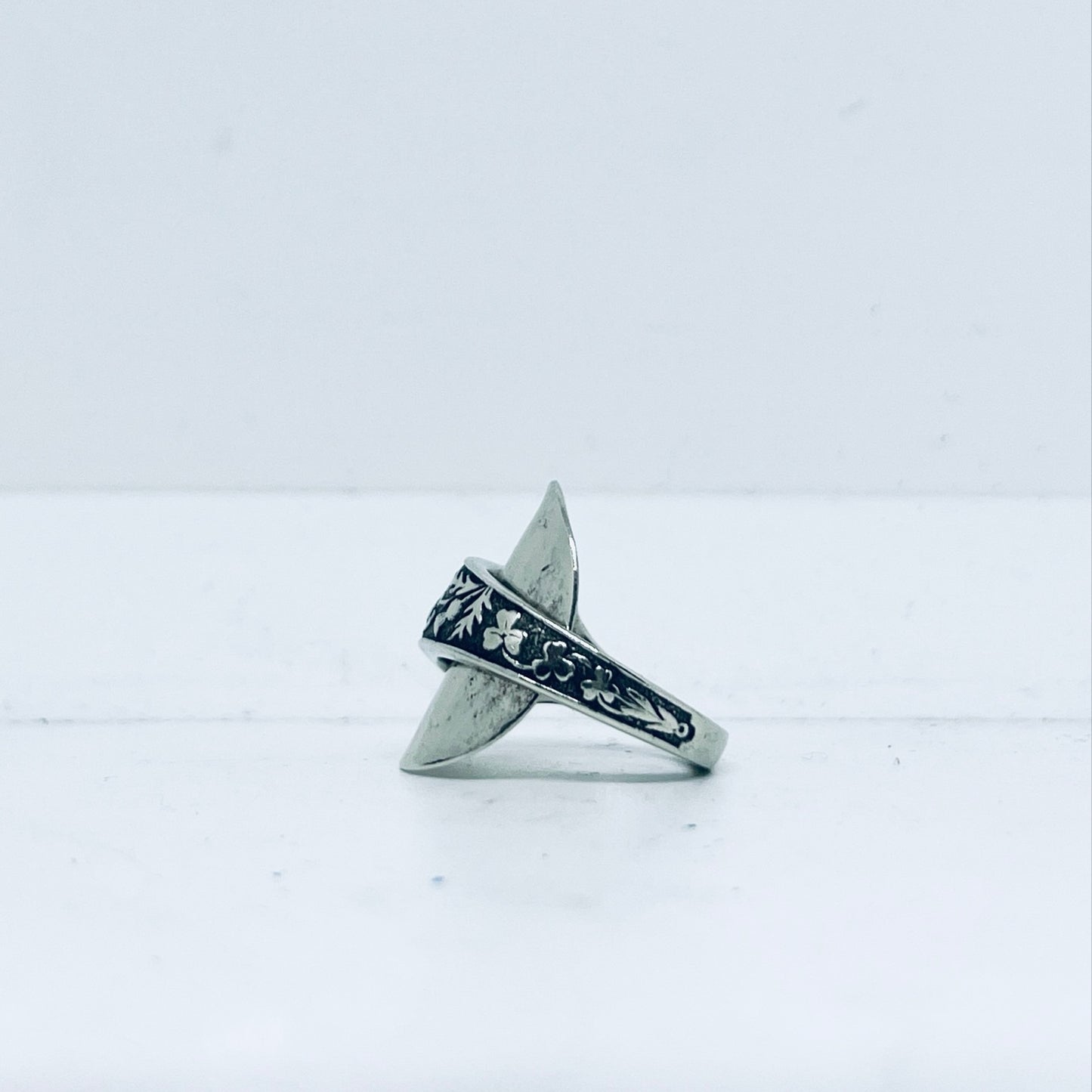 Anello Artigianale SALE INGLESE Mod. INTERO Realizzato con intero Antico Cucchiaino in Argento (Prima Metà del ’900)