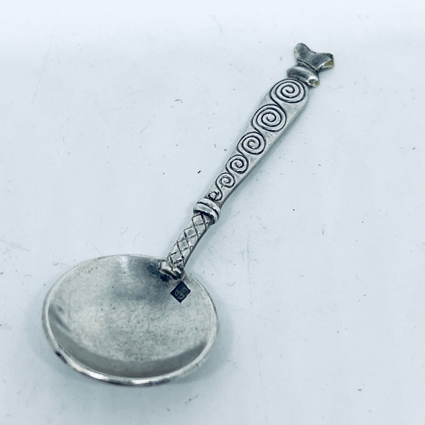 Anello Artigianale CELTICO Mod. FALANGINA Realizzato con intero Antico Cucchiaino in Argento (Prima Metà del ’900)