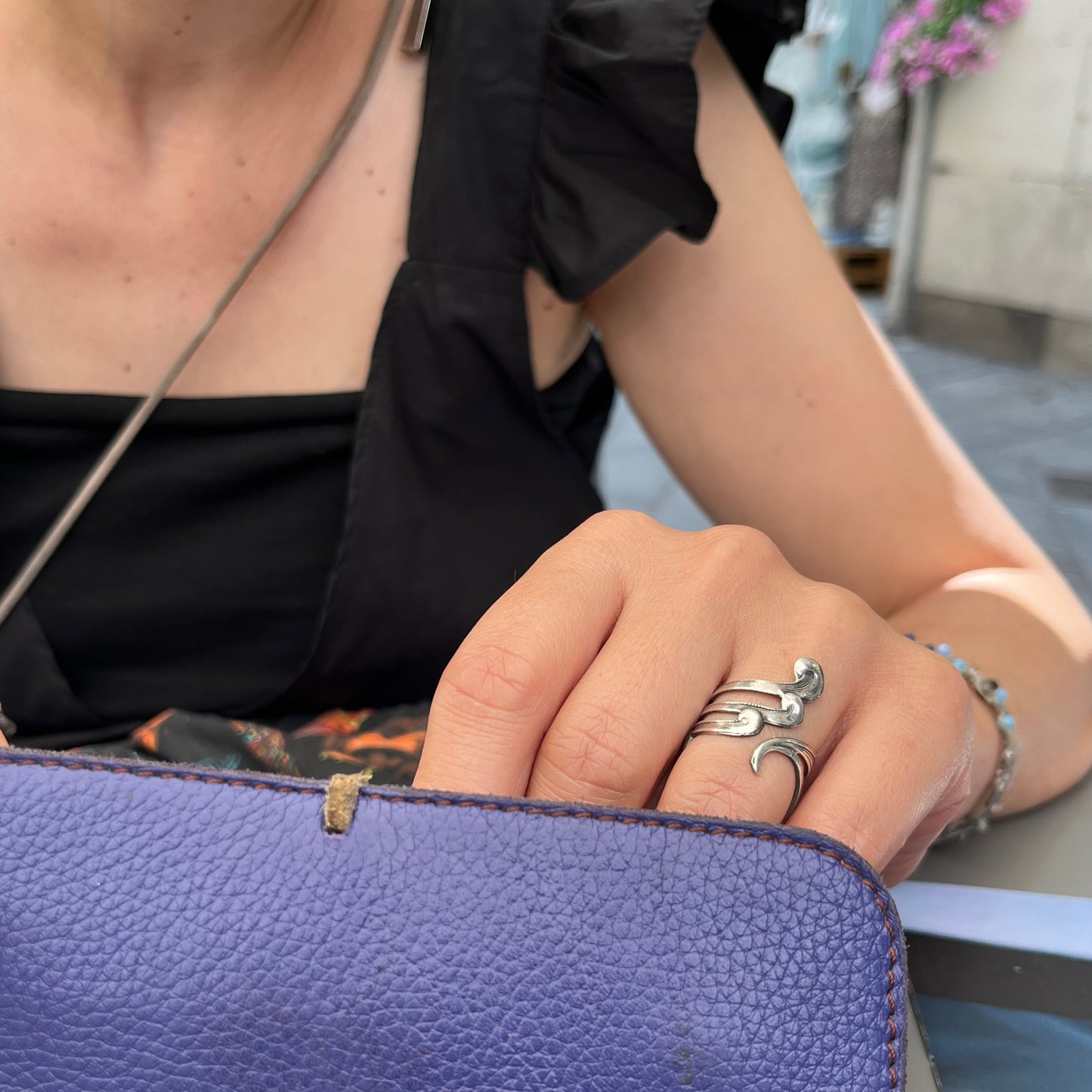 Anello Artigianale ONDA LIBERTY Mod. SPILLA Realizzato con Antica spilla in Argento (Prima Metà del ’900)