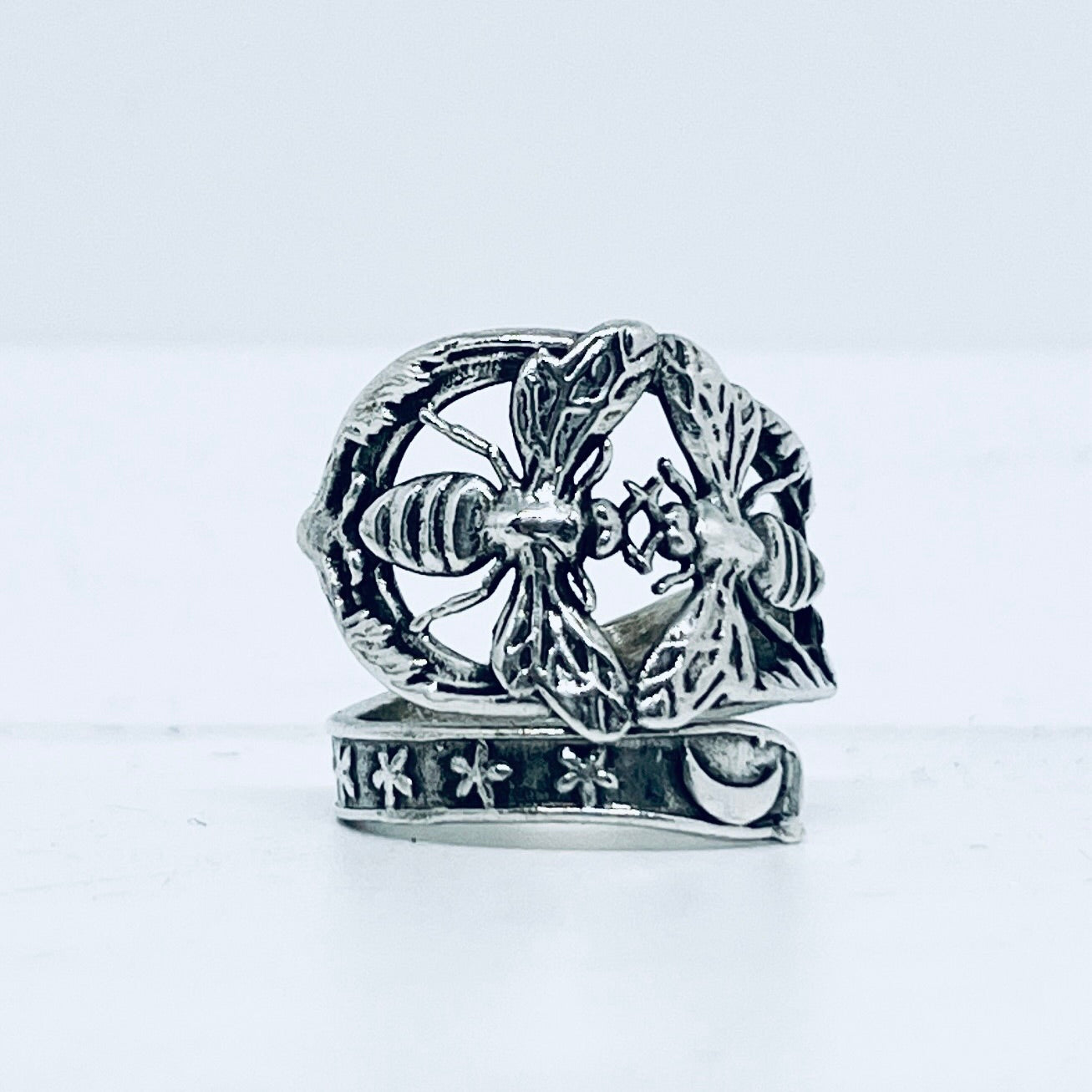 Anello Artigianale API Mod. SPIRALE Realizzato con Antica posata in Argento (Prima Metà del ’900)