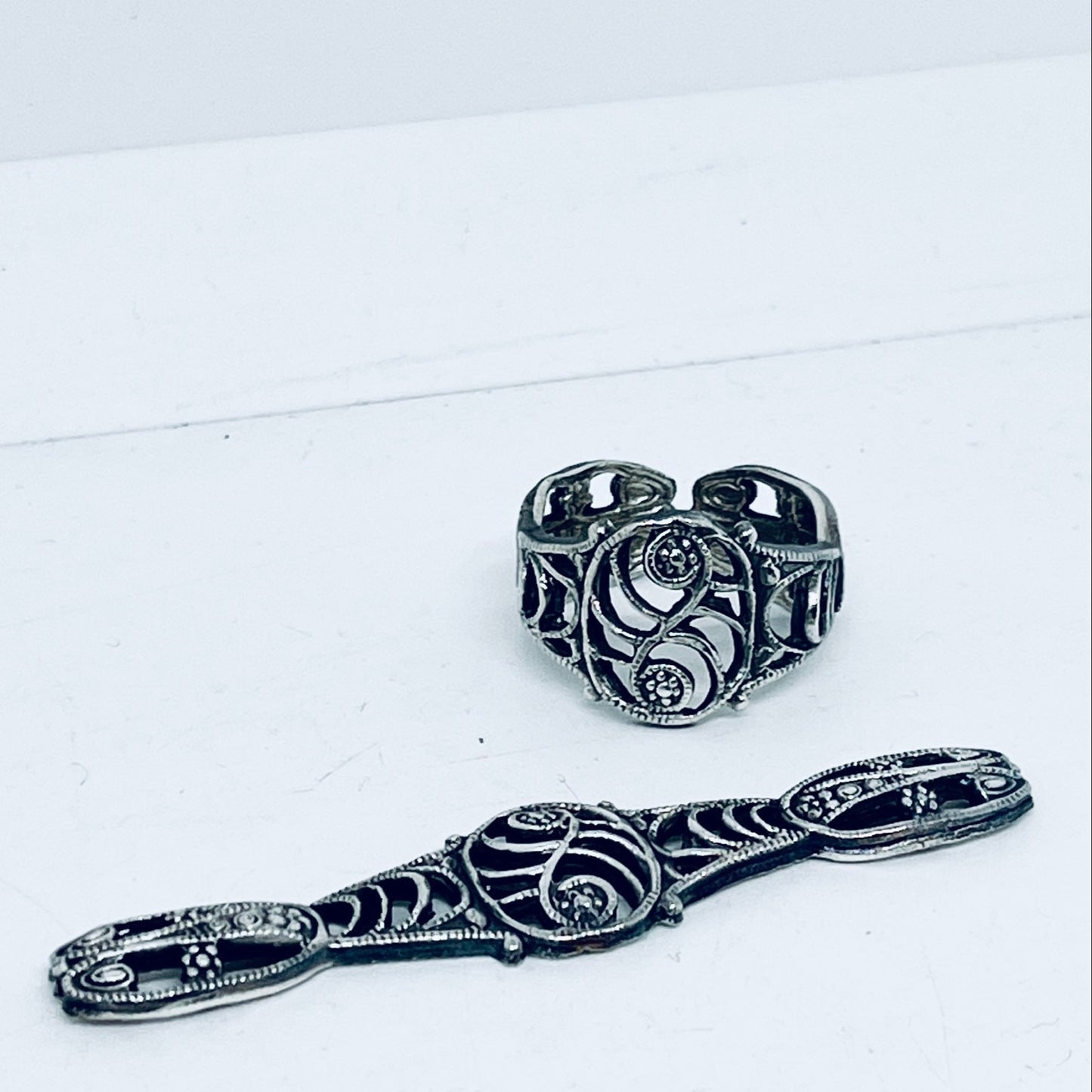 Anello Artigianale “BOCCHETTA SERRATURA TAO” Realizzato con bocchetta serratura in Argento (Prima Metà del ’900)