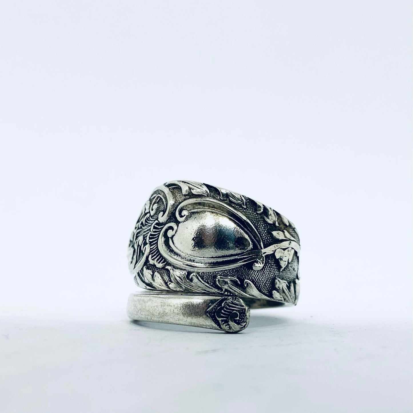 Anello Artigianale Mod. SPIRALE Realizzato con Antica posata in Argento (Prima Metà del ’900)
