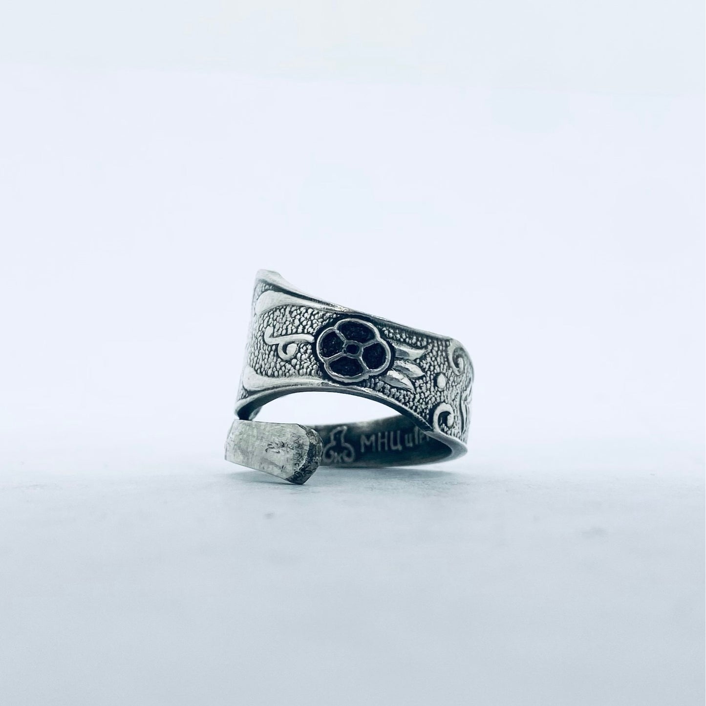 Anello Artigianale RUSSIA Mod. CLASSICO/SPIRALE Realizzato con Antica posata in Argento (Prima Metà del ’900)