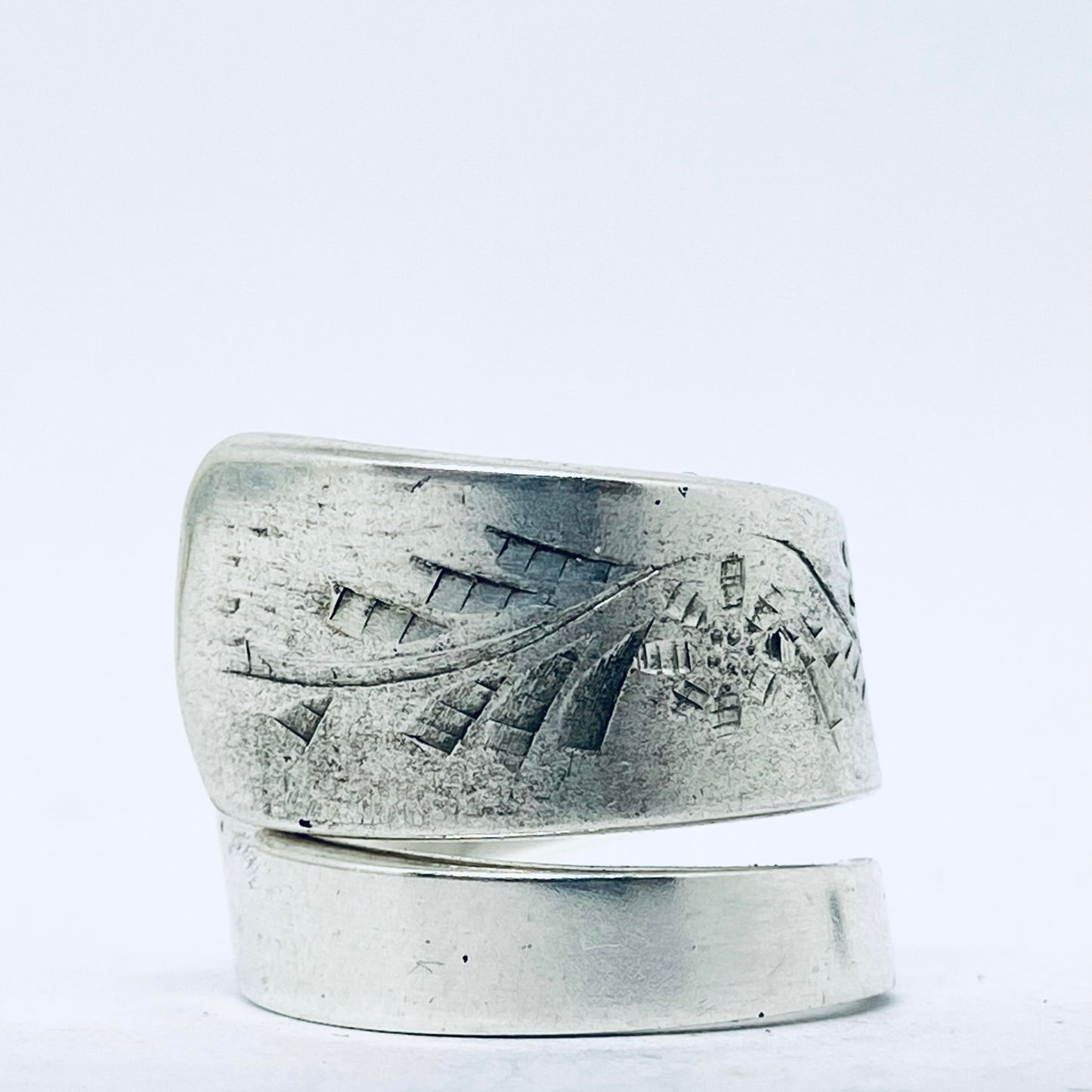 Anello Artigianale Mod. SPIRALE Realizzato con Antica posata in Argento (Prima Metà del ’900)
