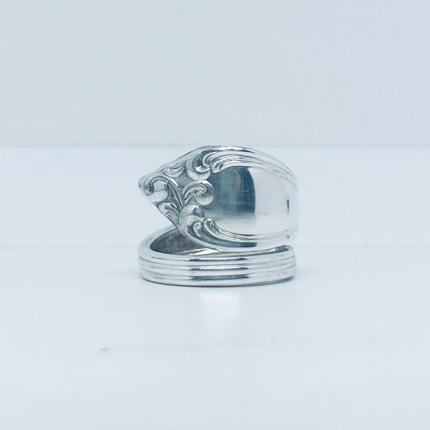 Anello Artigianale Mod. SPIRALE Realizzato con Antica posata in Argento (Prima Metà del ’900)