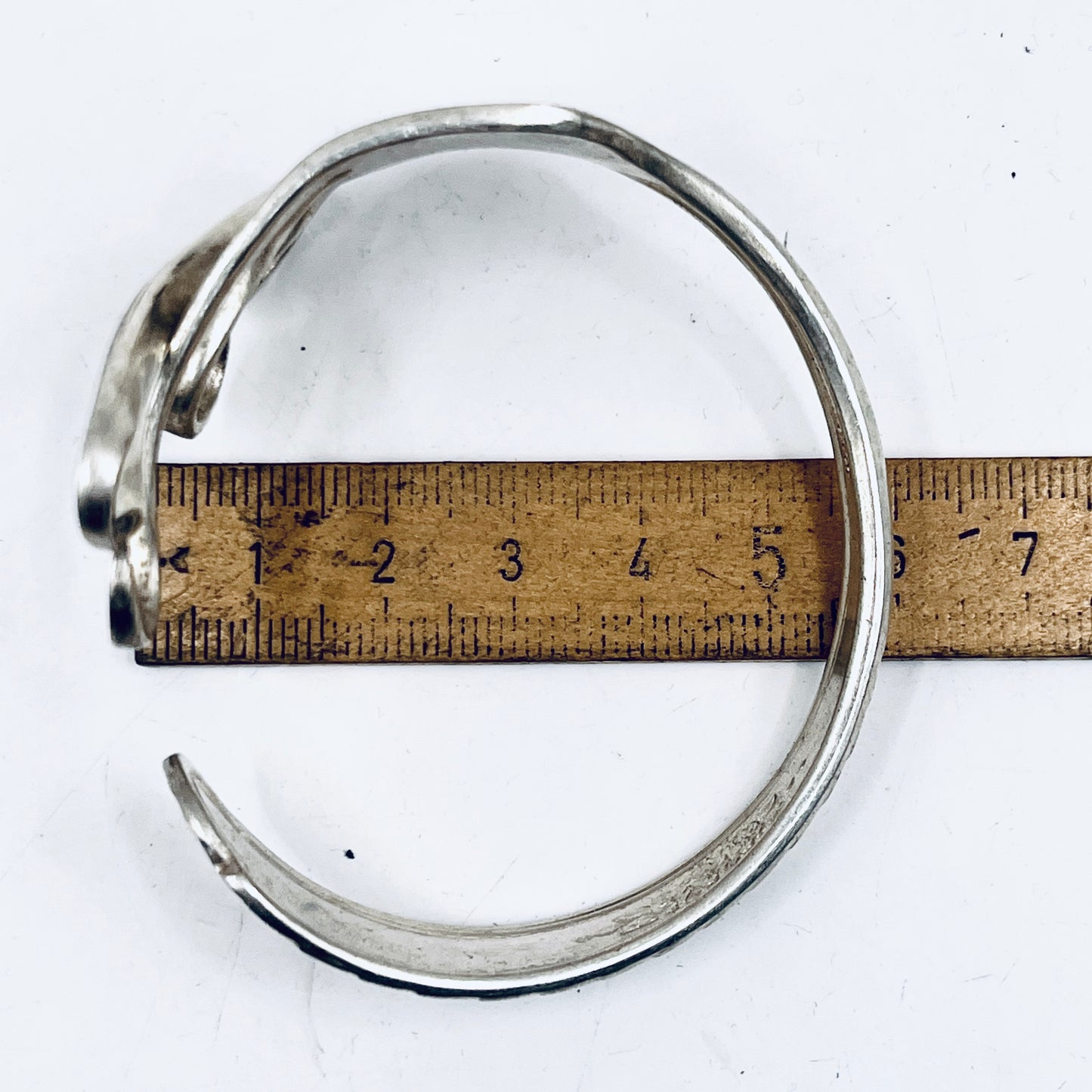 Bracciale Artigianale Mod. FORCHETTA CUORE Realizzato con Antica posata in lega d’argento (Prima Metà del ’900)