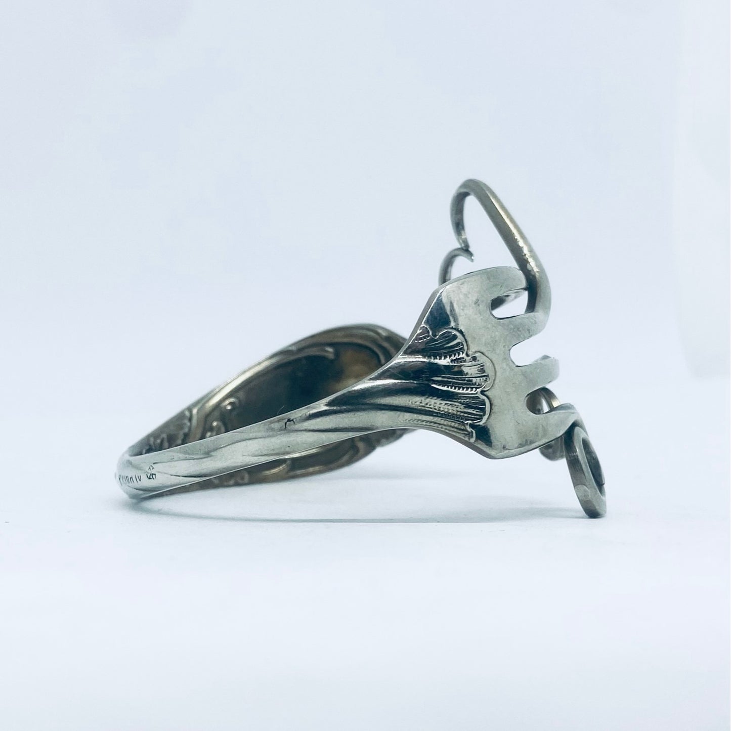 Bracciale Artigianale Mod. FORCHETTA INNAMORATA Realizzato con Antica posata in ALPACCA (Prima Metà del ’900)