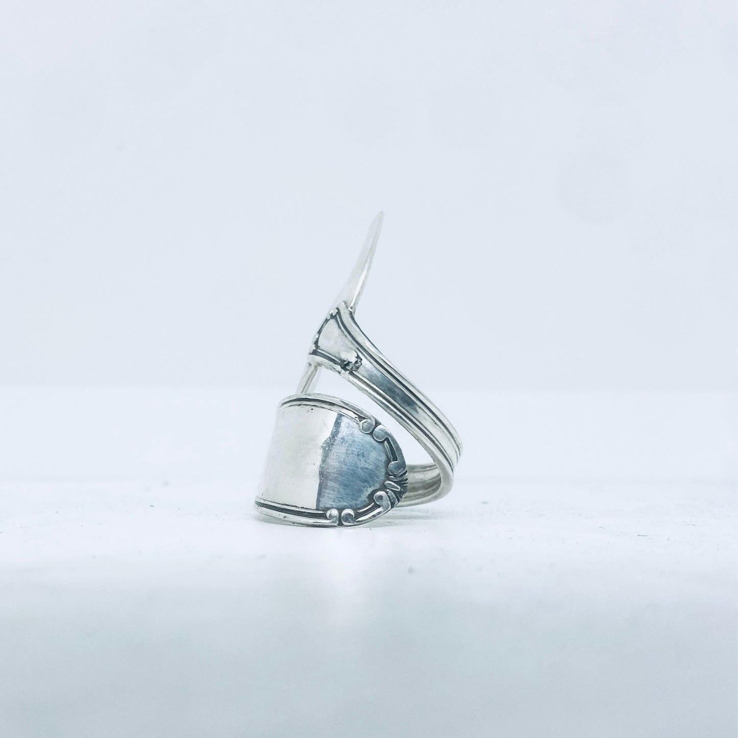Anello Artigianale Mod. CODA#03 Realizzato con Antica posata in Argento (Prima Metà del ’900)