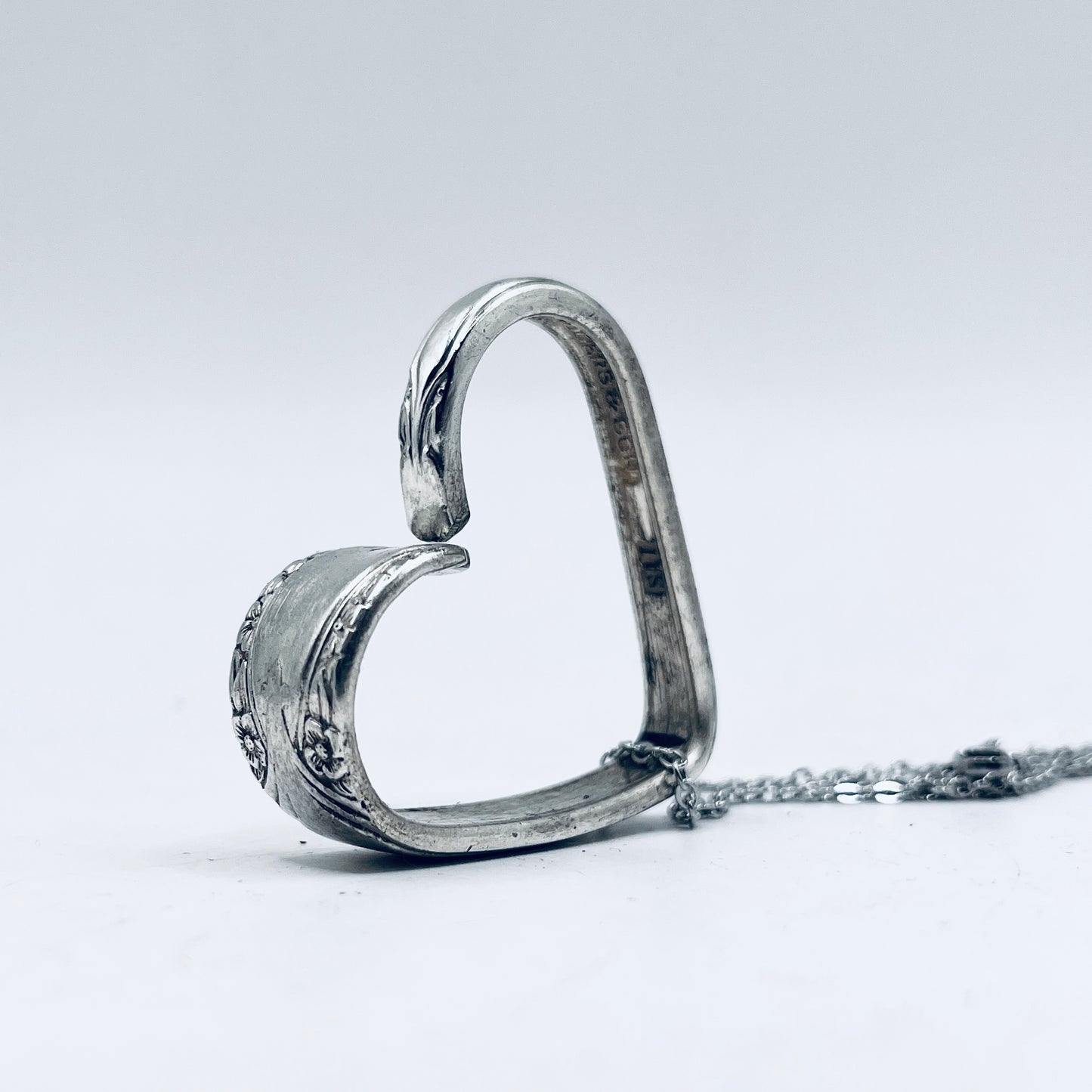 Pendente Artigianale Mod. CUORE Realizzato con Antica Posata in Argento (Prima Metà del ’900)