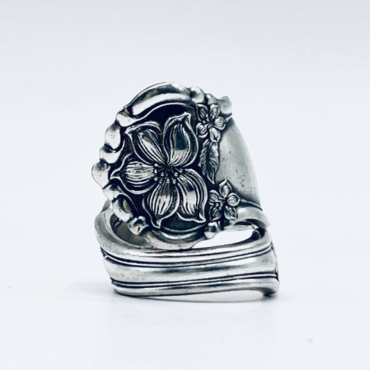 Anello Artigianale Mod. SPIRALE  ZAGARA Realizzato con Antica posata in Argento (Prima Metà del ’900)