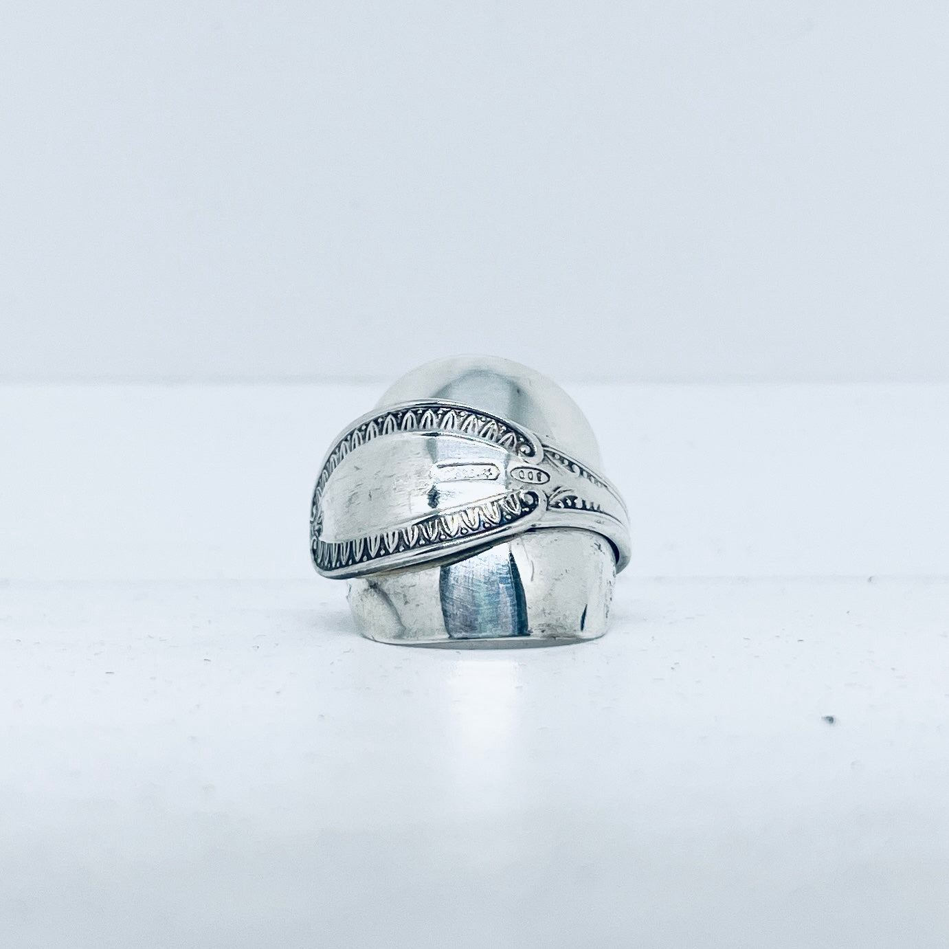 Anello Artigianale  Mod. INTERO  Realizzato con intero Antico Cucchiaino in Argento (Prima Metà del ’900)