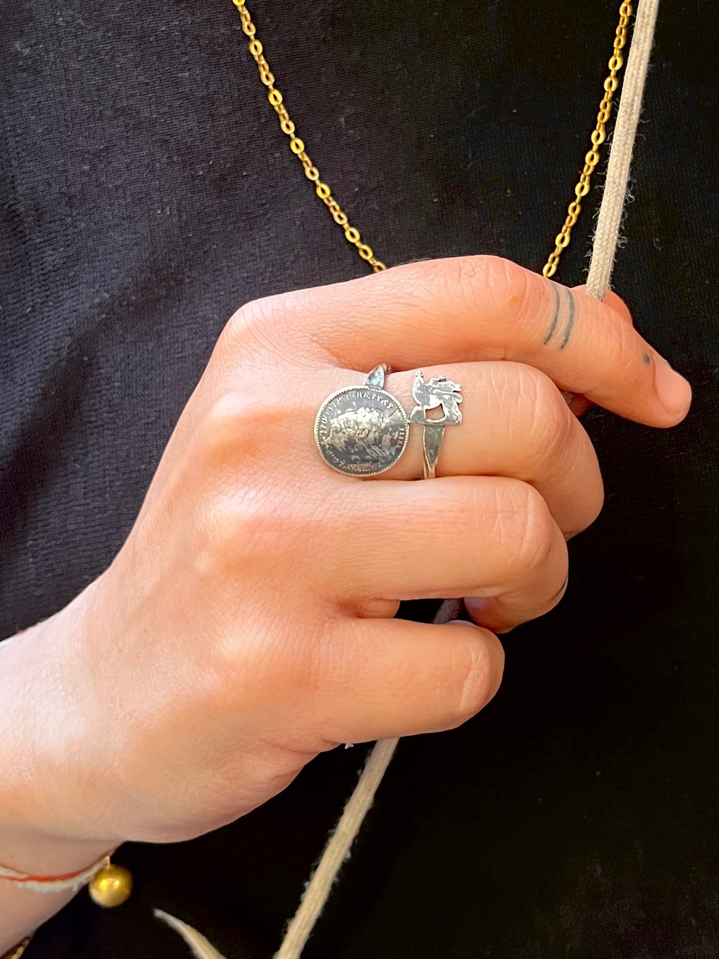 Anello Artigianale Mod. INTERO LEONE DI GIUDA e MENELIK  Realizzato con intero Antico Cucchiaino in Argento (Prima Metà del ’900)