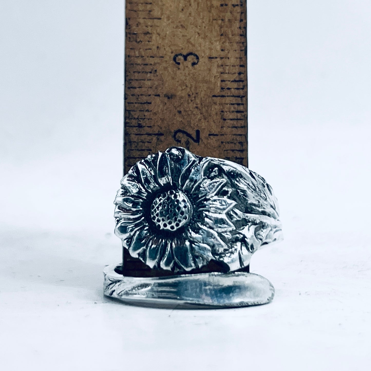 Anello Artigianale GIRASOLE Mod. SPIRALE  Realizzato con  Antica posata in Argento (Prima Metà del ’900)