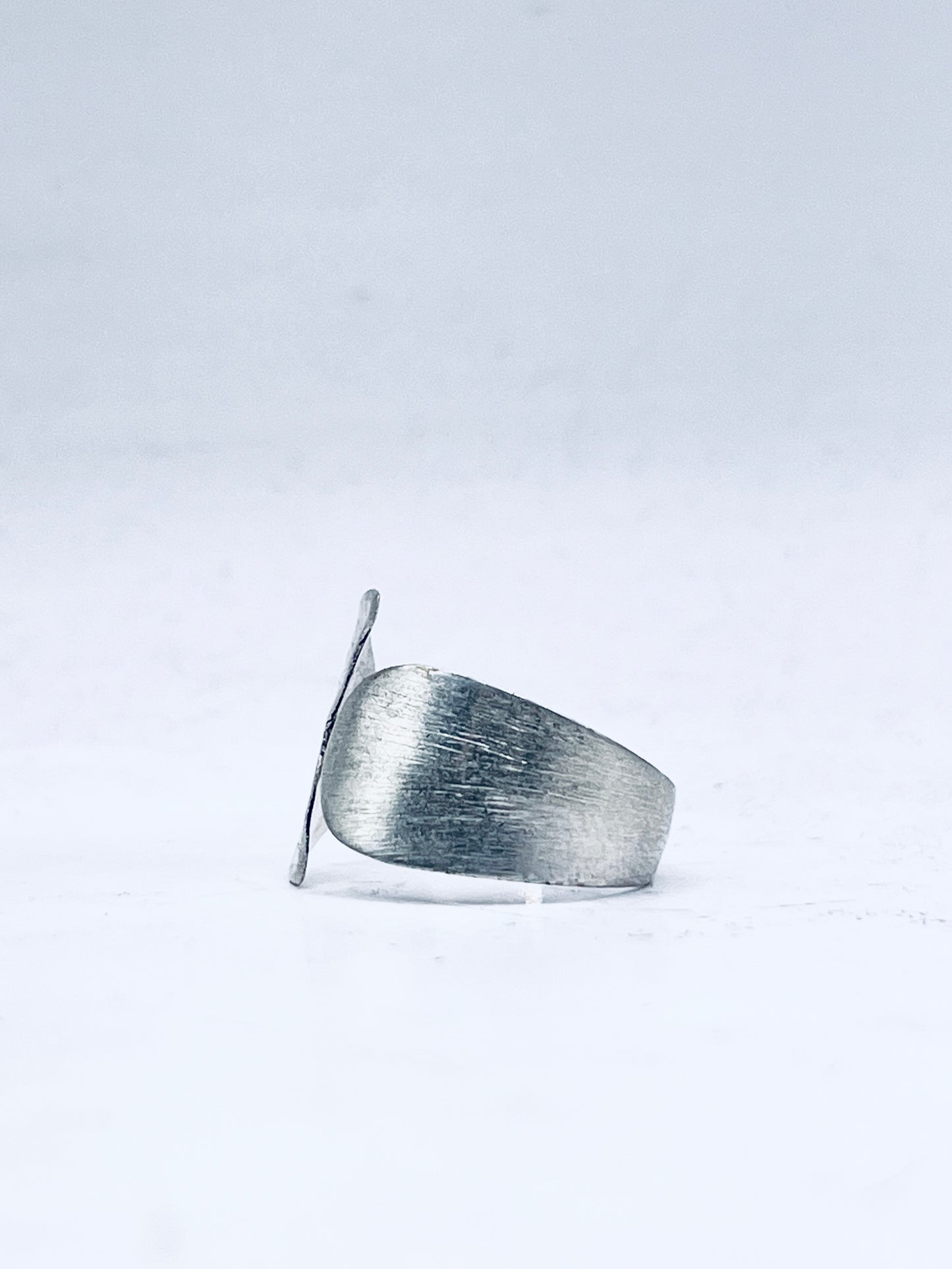 Anello Artigianale Mod. MINICODA#05 Realizzato con Antica posata in Argento (Prima Metà del ’900)