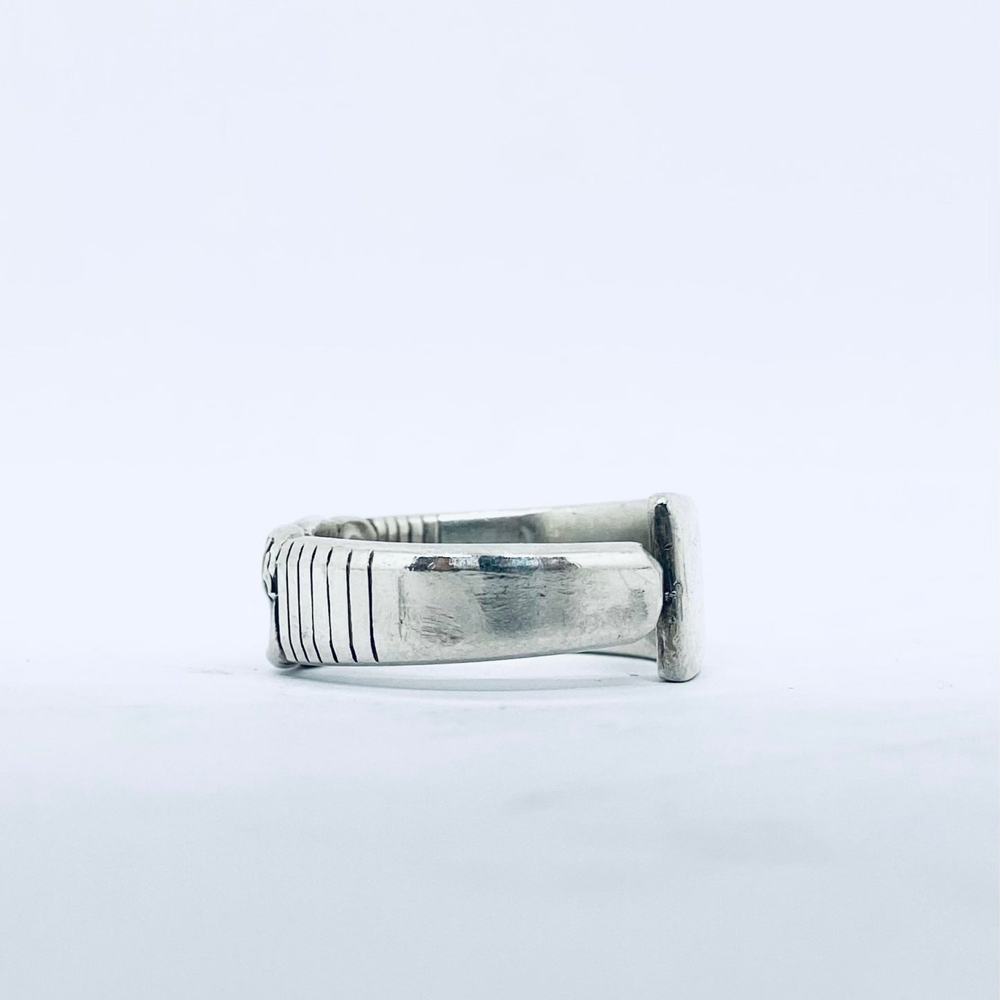 Anello Artigianale CAMPANULE2  Mod. CLASSICO  Realizzato con Antica posata in Argento (Prima Metà del ’900)