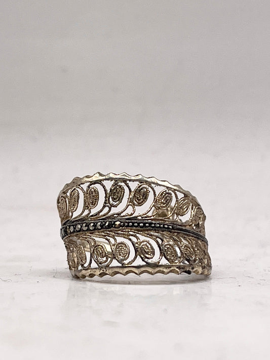 Anello Artigianale SPILLA FELCE Mod. SPILLA FILIGRANA e MARCASSITI Realizzato con Antica spilla in Argento (Prima Metà del ’900)