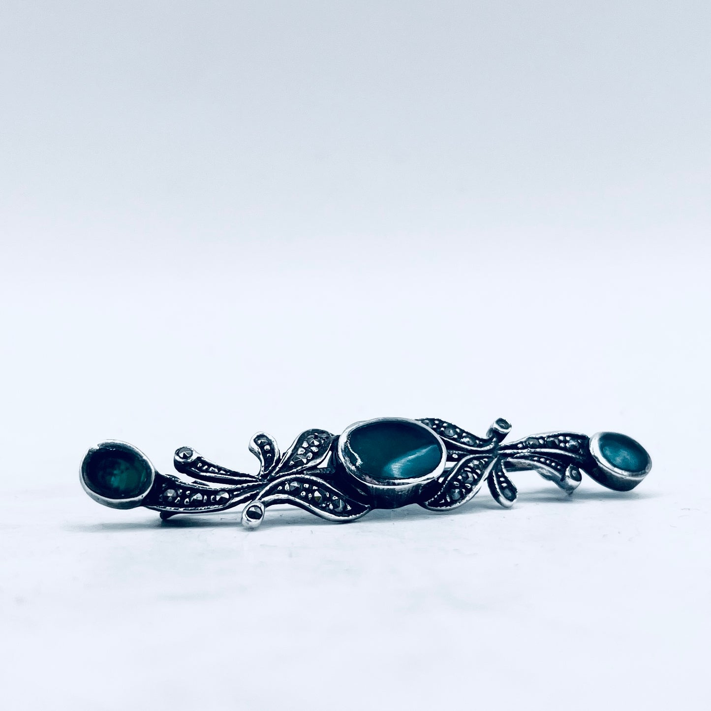 Anello Artigianale SPILLA AGATA VERDE MARCASSITE Mod. SPILLA Realizzato con Antica spilla in Argento (Prima Metà del ’900)