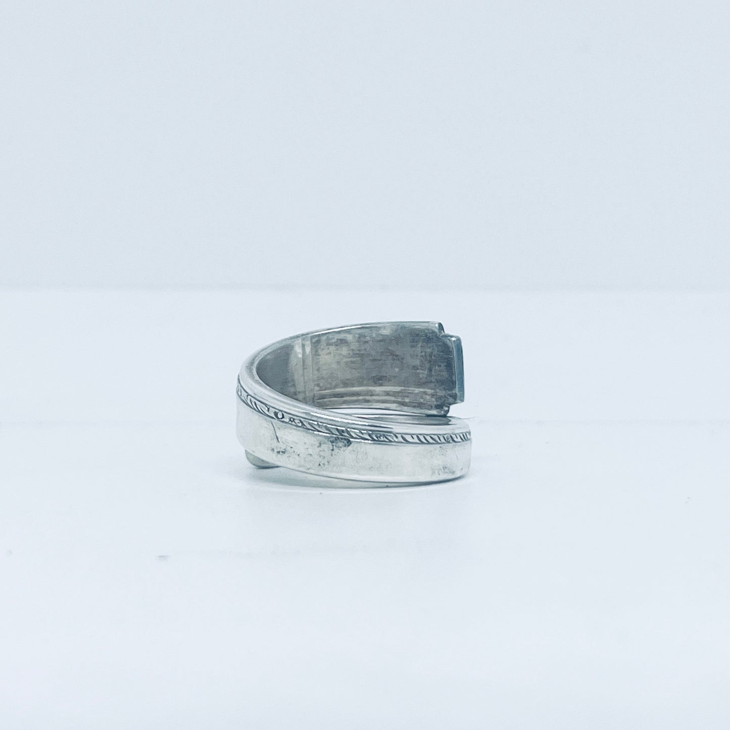 Anello Artigianale Mod. SPIRALE  Realizzato con Antica posata in Argento (Prima Metà del ’900)