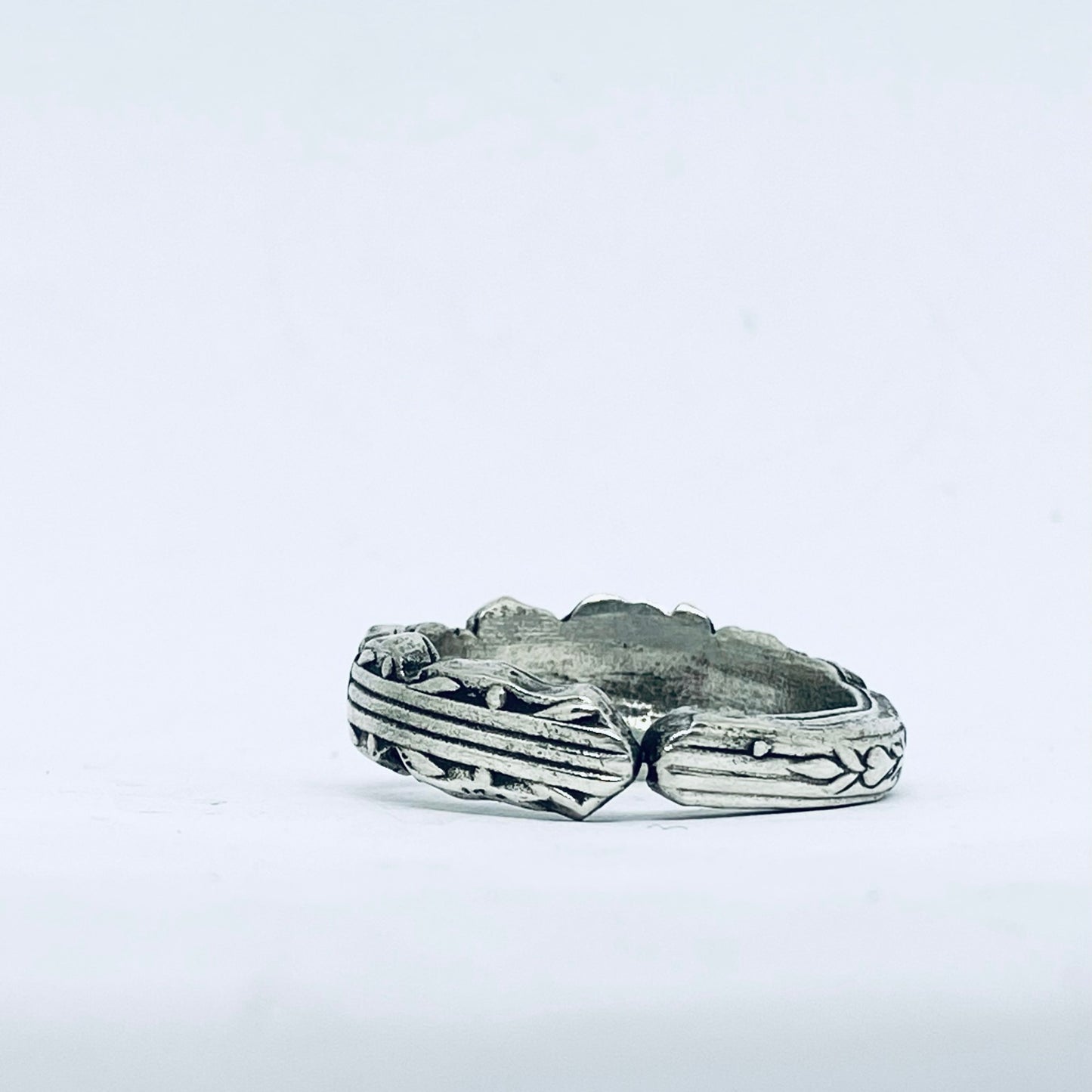 Anello Artigianale FEDINA ROSE Mod. CLASSICO  Realizzato con intero Antica Forchetta in Argento (Prima Metà del ’900)