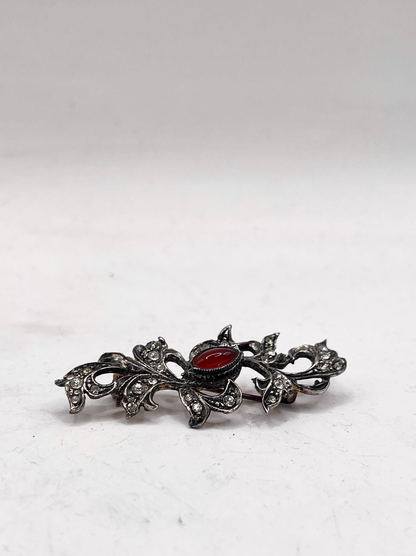 Anello Artigianale SPILLA FIAMMA Mod. SPILLA CORNIOLA Realizzato con Antica spilla in Argento (Prima Metà del ’900)