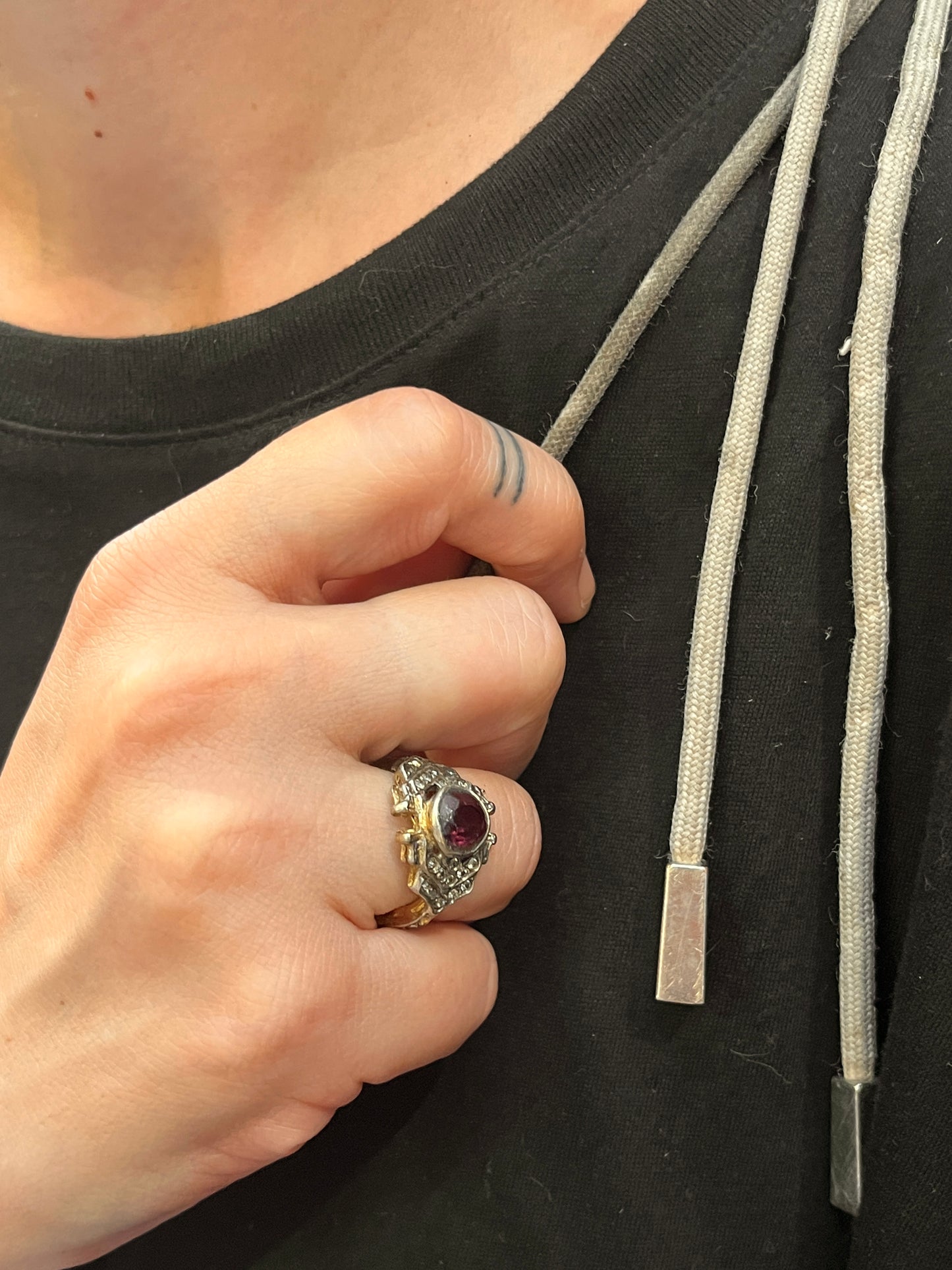 Anello Artigianale ALI Mod. SPILLA AMETISTA Realizzato con Antica spilla in Argento (Prima Metà del ’900)