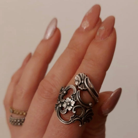 Anello Artigianale TRAFORATO Mod. CLASSICO/SPIRALE  Realizzato con Antica posata in Argento (Prima Metà del ’900)