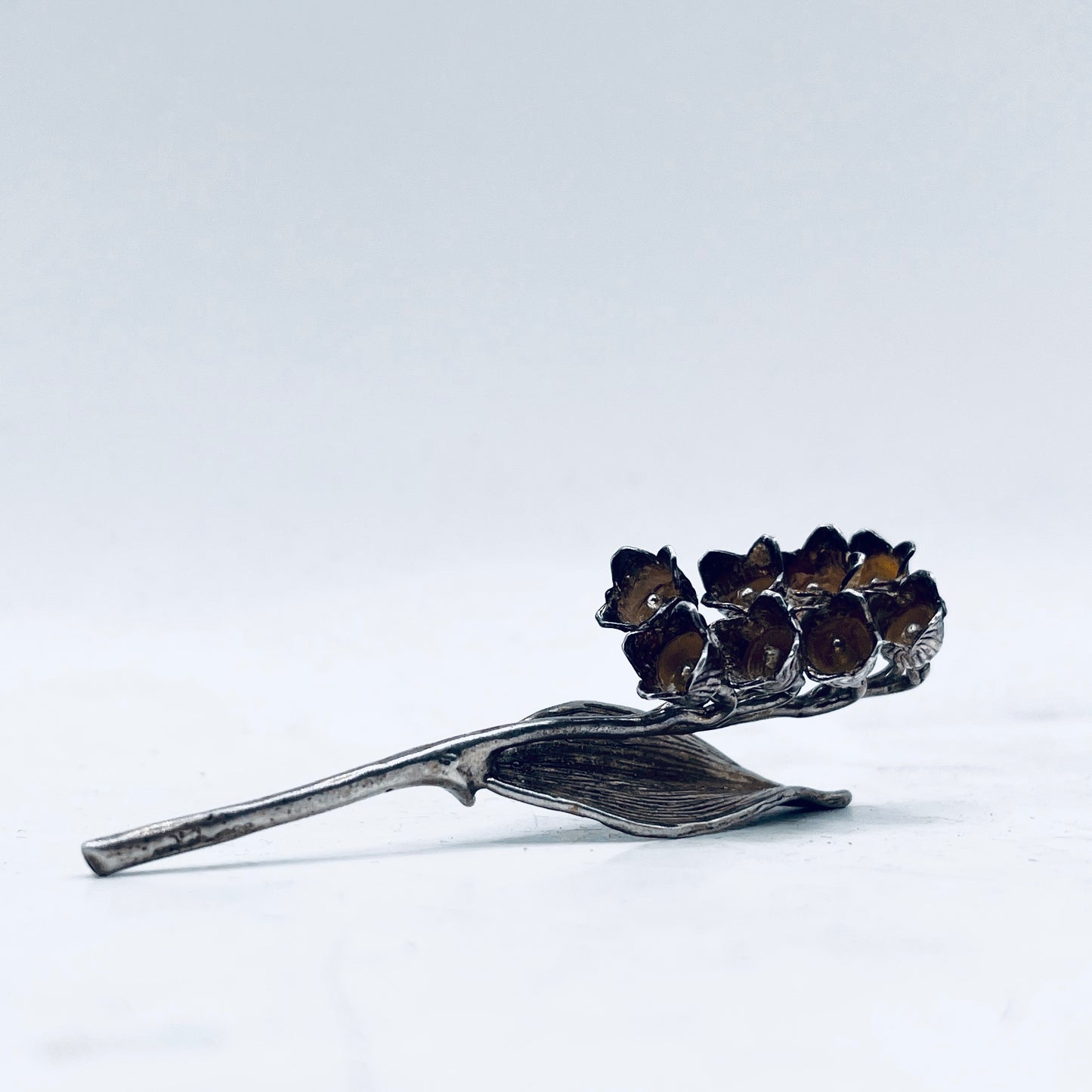 Anello Artigianale MUGHETTI Mod. CLASSICO  Realizzato con Antica SPILLA in Argento 800(Prima Metà del ’900)