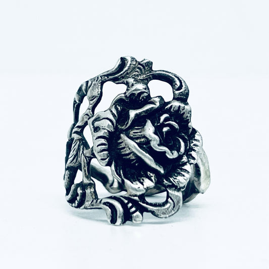 Anello Artigianale ROSA DI HILDESCHEIM Mod. FASCIONA  Realizzato con Antica posata in Argento (Prima Metà del ’900)