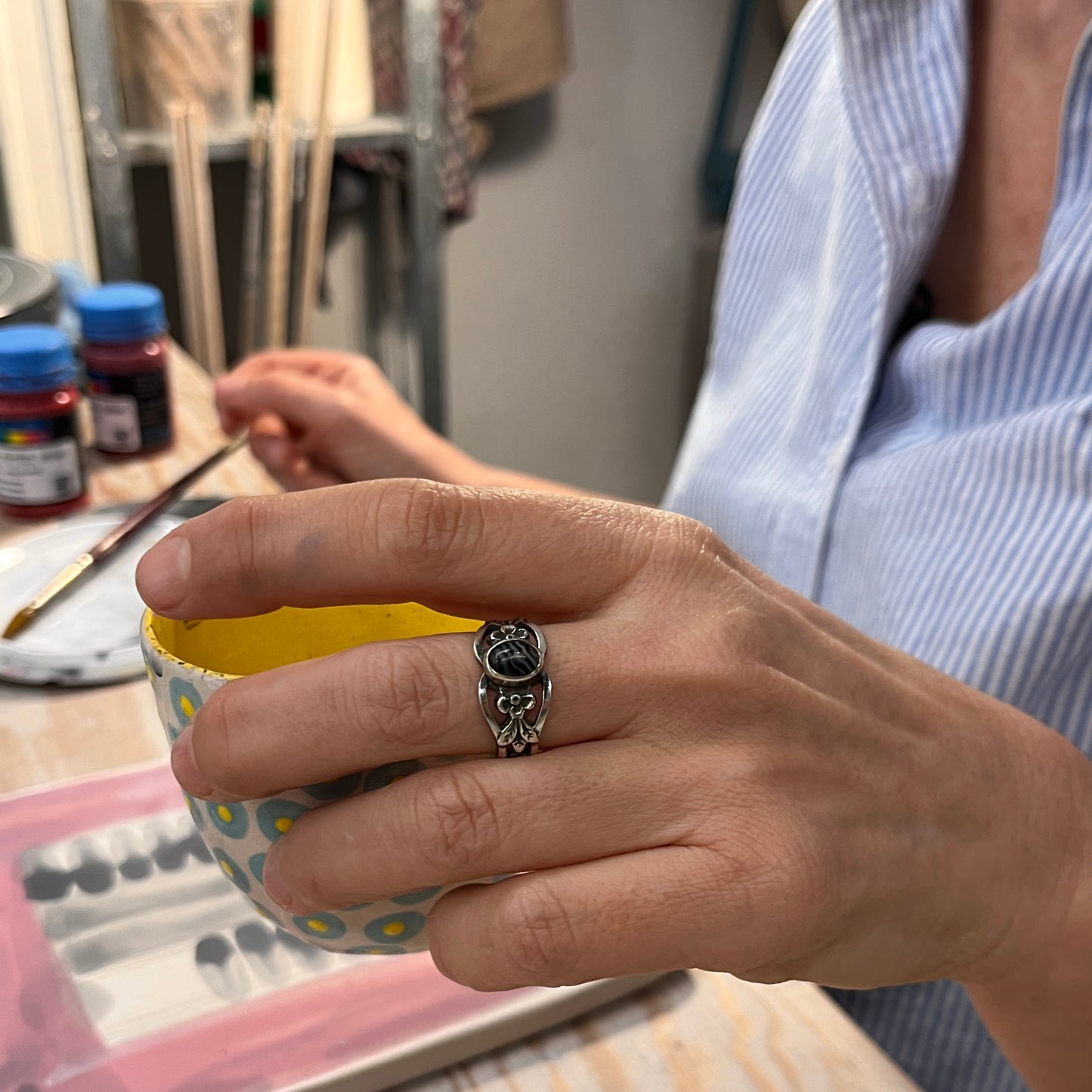 Anello Artigianale ZEBRA STONE Mod. SPILLA Realizzato con Antica spilla in Argento (Prima Metà del ’900)
