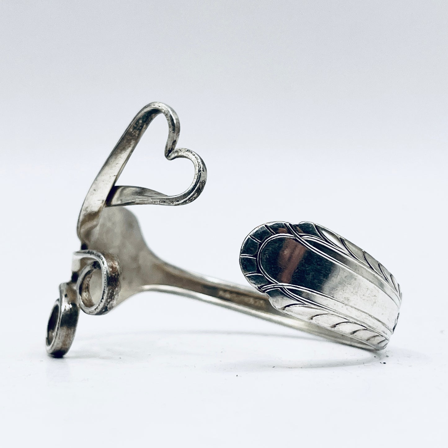 Bracciale Artigianale Mod. FORCHETTA  CUORE Realizzato con Antica posata in lega d’argento (Prima Metà del ’900)