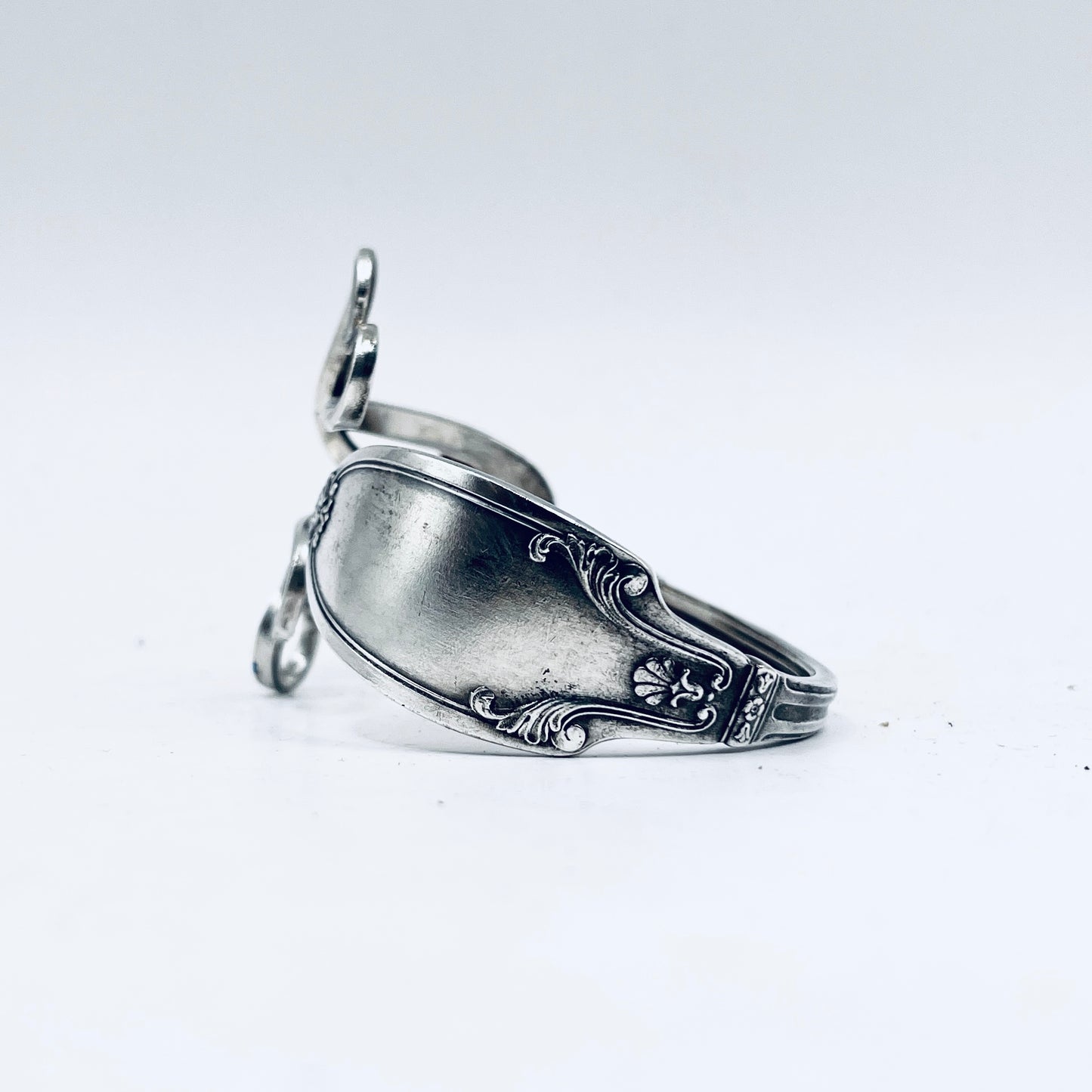 Bracciale Artigianale Mod. FORCHETTA  CUORE Realizzato con Antica posata in lega d’argento (Prima Metà del ’900)