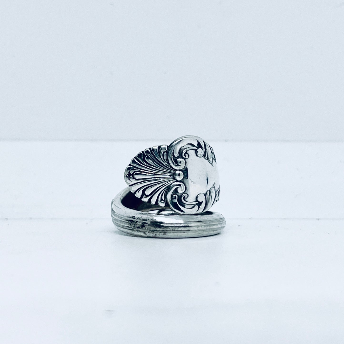 Anello Artigianale Mod. SPIRALE  Realizzato con Antica posata in Argento (Prima Metà del ’900)
