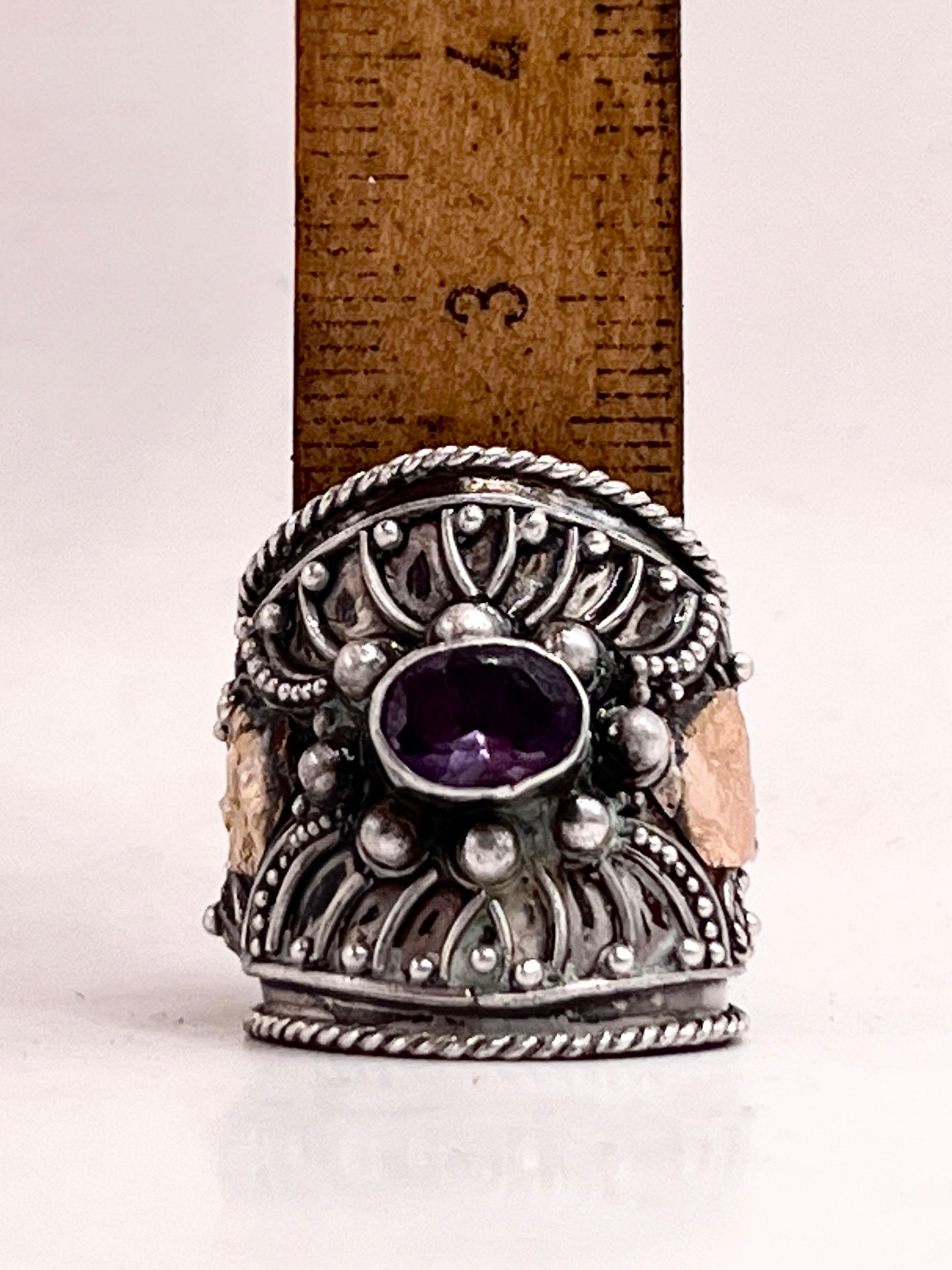 Anello Artigianale SGUARDO Mod. SPILLA AMETISTA Realizzato con Antica spilla in Argento (Prima Metà del ’900)
