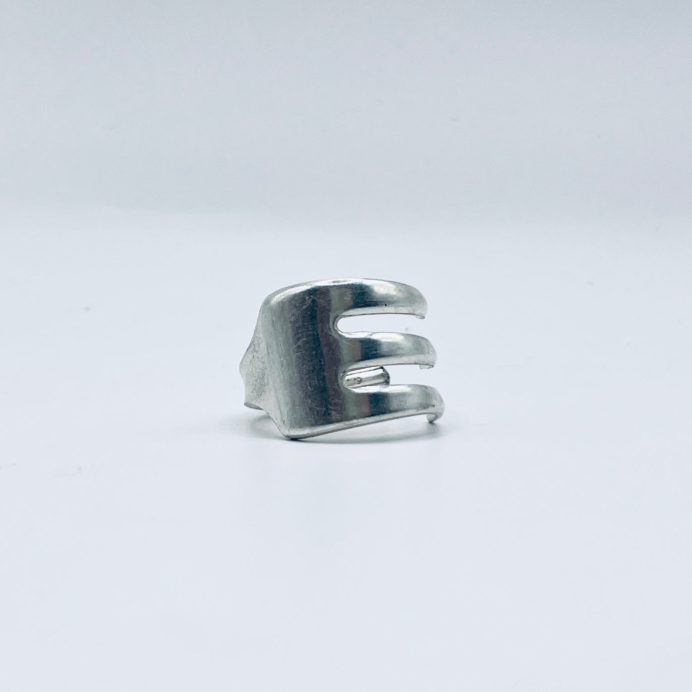 Anello Artigianale Mod. FORCHETTA 02 Realizzato con Antica posata in Argento (Prima Metà del ’900)