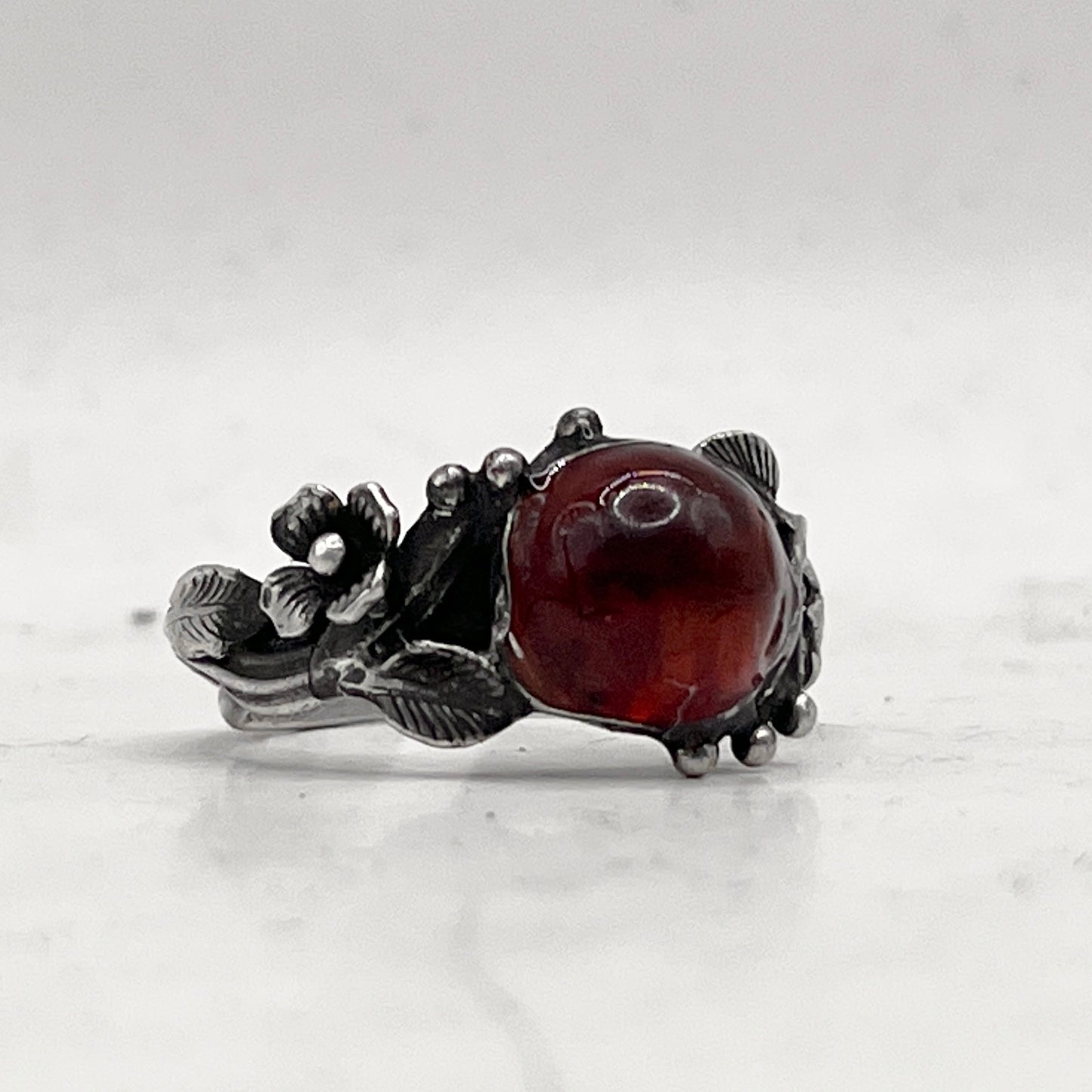 Anello Artigianale SPILLA AMBRA Mod. SPILLA Realizzato con Antica spilla in Argento (Prima Metà del ’900)