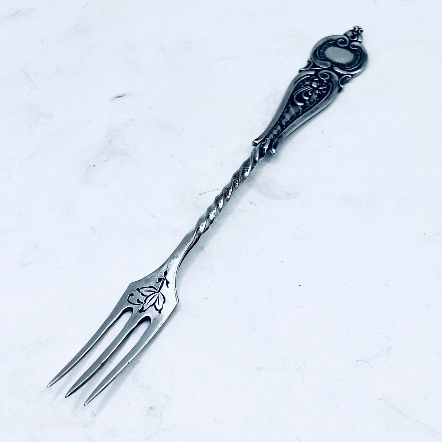 Anello Artigianale Mod. FORCHETTA  JUGENDSTIL Realizzato con Antica posata in Argento (Prima Metà del ’900)