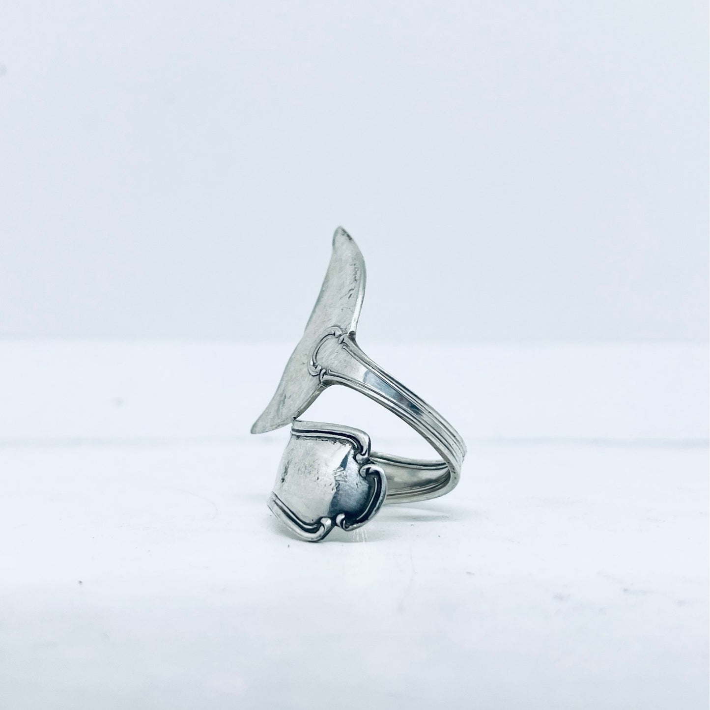Anello Artigianale Mod. CODA#05  Realizzato con Antica posata in Argento (Prima Metà del ’900)
