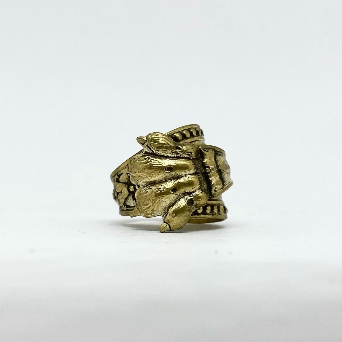 Anello Artigianale ZAMPA01 Mod. PINZETTA  Realizzato con Antica posata in OTTONE (Prima Metà del ’900)