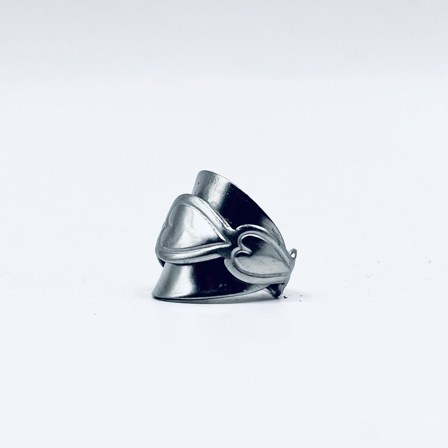 Anello Artigianale Mod. INTERO CUORI  Realizzato con intero Cucchiaino in ACCIAIO