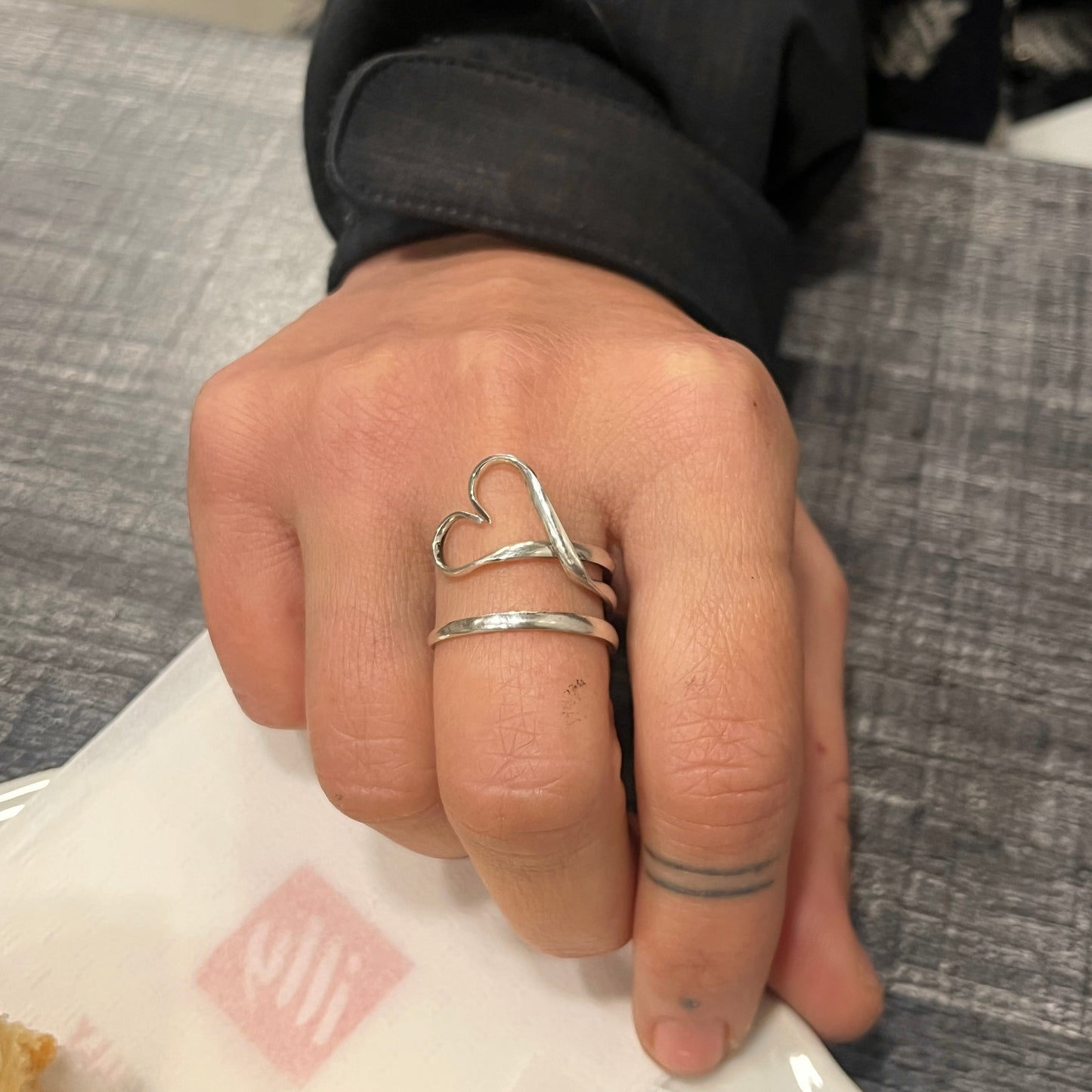 Anello Artigianale Mod. FORCHETTINA CUORE DELICATO Realizzato con parte di antica forchettina in Argento (Prima Metà del ’900)