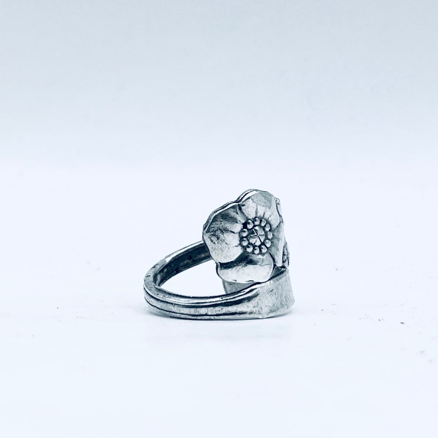 Anello Artigianale PAPAVERO Mod. SPIRALE  Realizzato con  Antica posata in Argento (Prima Metà del ’900)