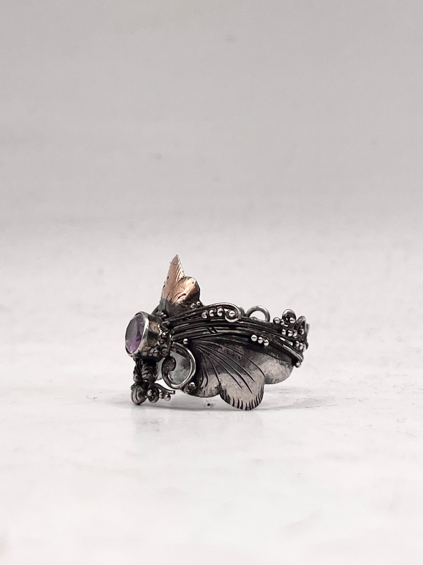 Anello Artigianale SAILOR MOON Mod. SPILLA AMETISTA Realizzato con Antica spilla in Argento (Prima Metà del ’900)
